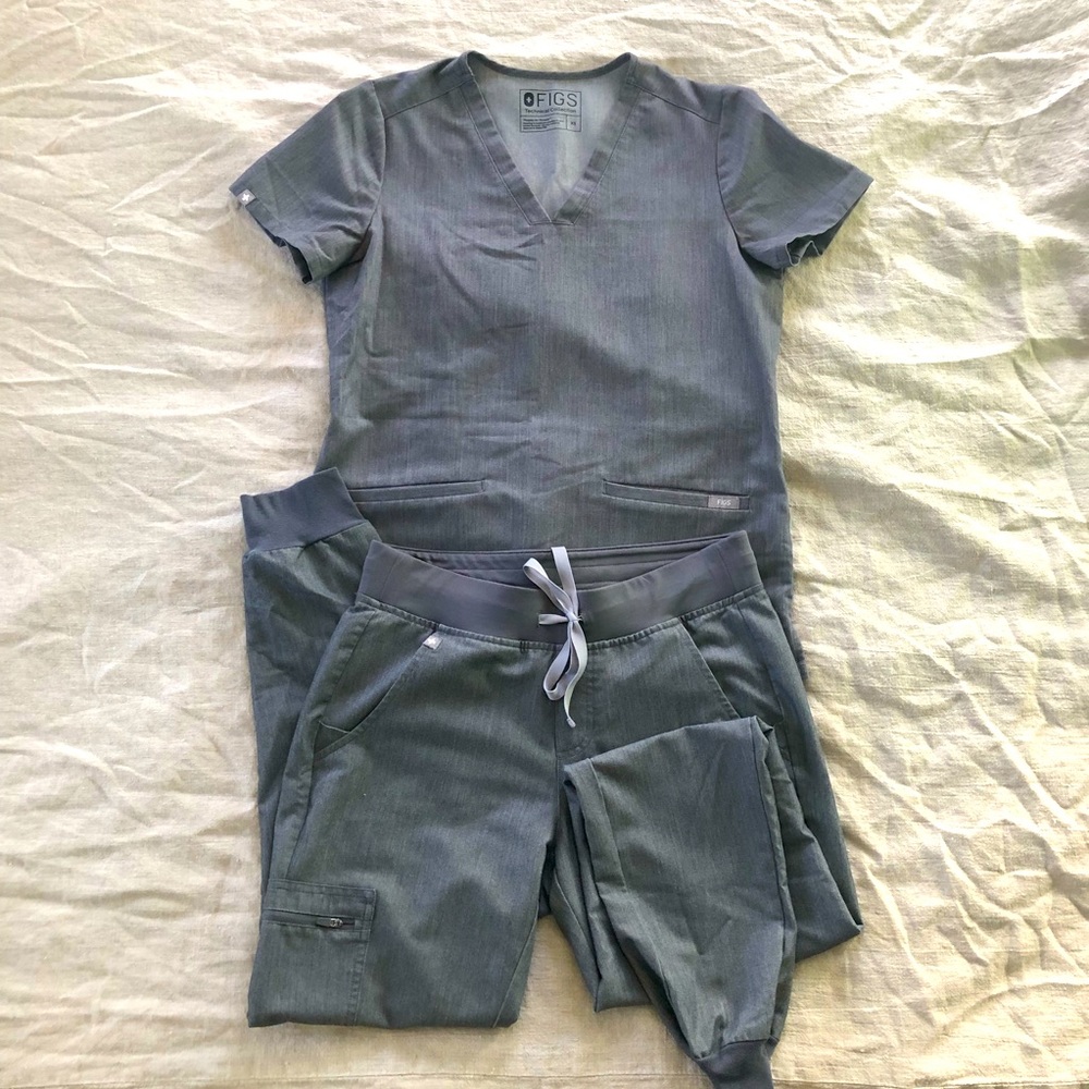 Women’s Figs Scrub Set